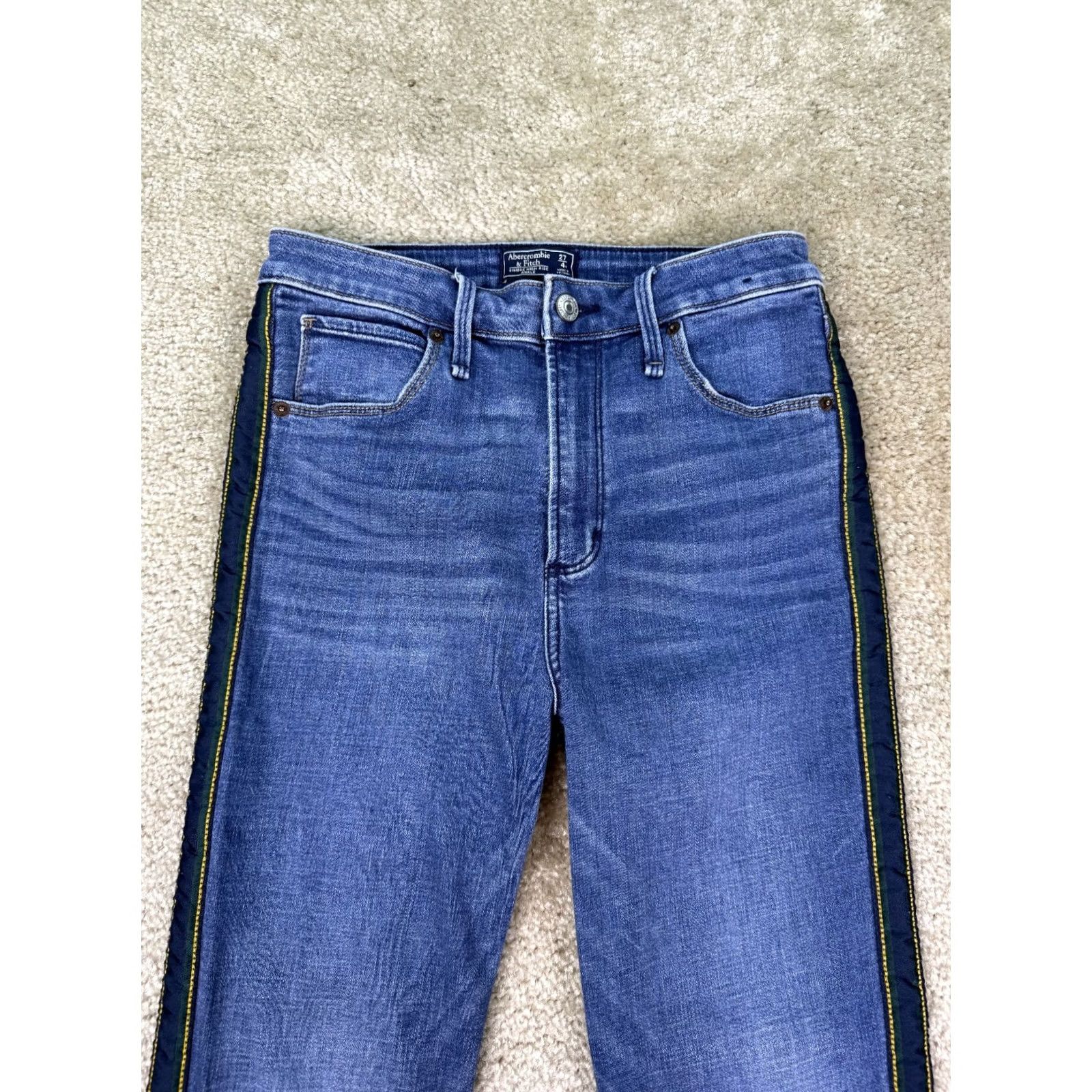 Abercrombie & Fitch Abercrombie & Fitch Simone High Rise Ankle Jeans Size 27/4r Blue B480 Women's Size 26" / US 2 / IT 38 - 2 Thumbnail
