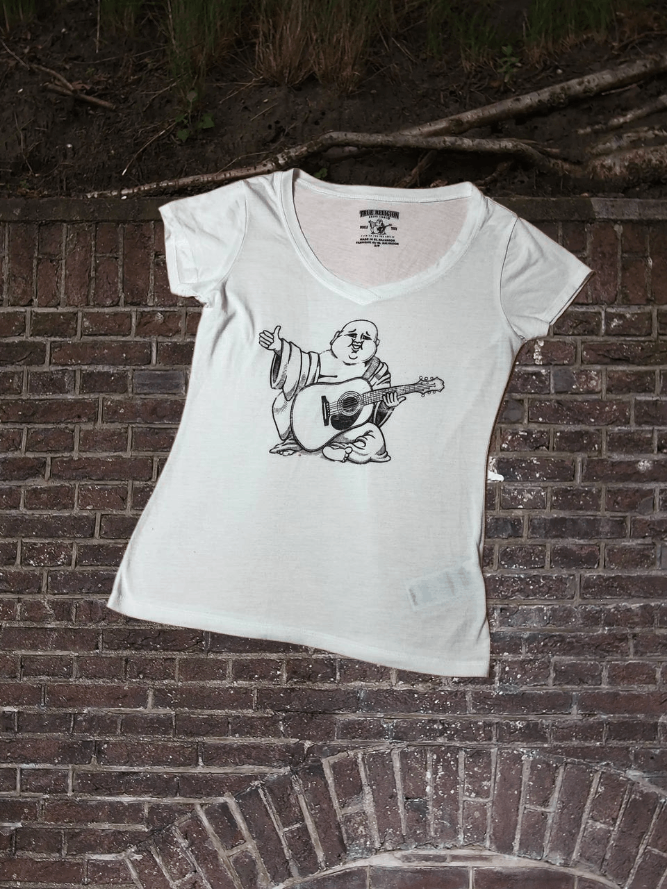 True Religion True Religion T-Shirt white big logo vintage streetwear Size S / US 4 / IT 40 - 1 Thumbnail