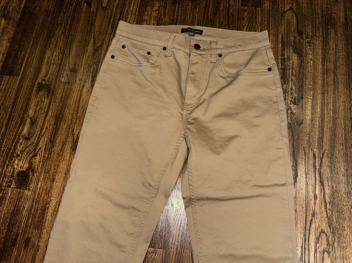 Banana Republic Banana Republic Chino Slim Fit Traveler Pant Gold Brown 32 Size US 32 / EU 48 - 4 Thumbnail