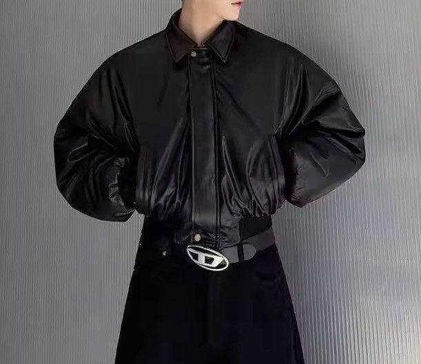 Japanese Brand CROPPED Vegan Leather Bomber Jacket - Boxy Streetwear Puffer Size US L / EU 52-54 / 3 - 1 Thumbnail