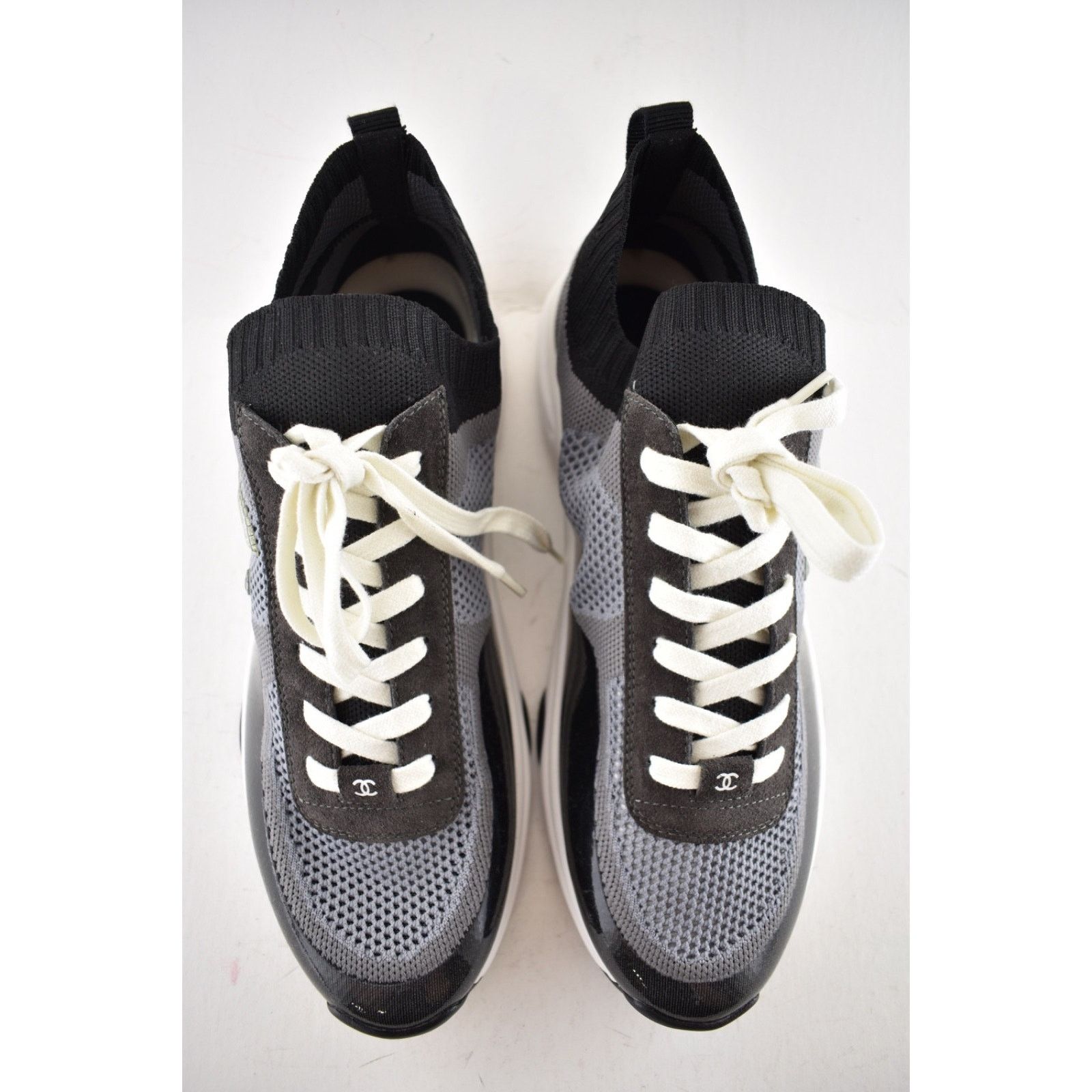 Chanel Chanel 22C Men Black White Grey Knit Clear CC Logo Low Size US 11 / EU 44 - 9 Thumbnail