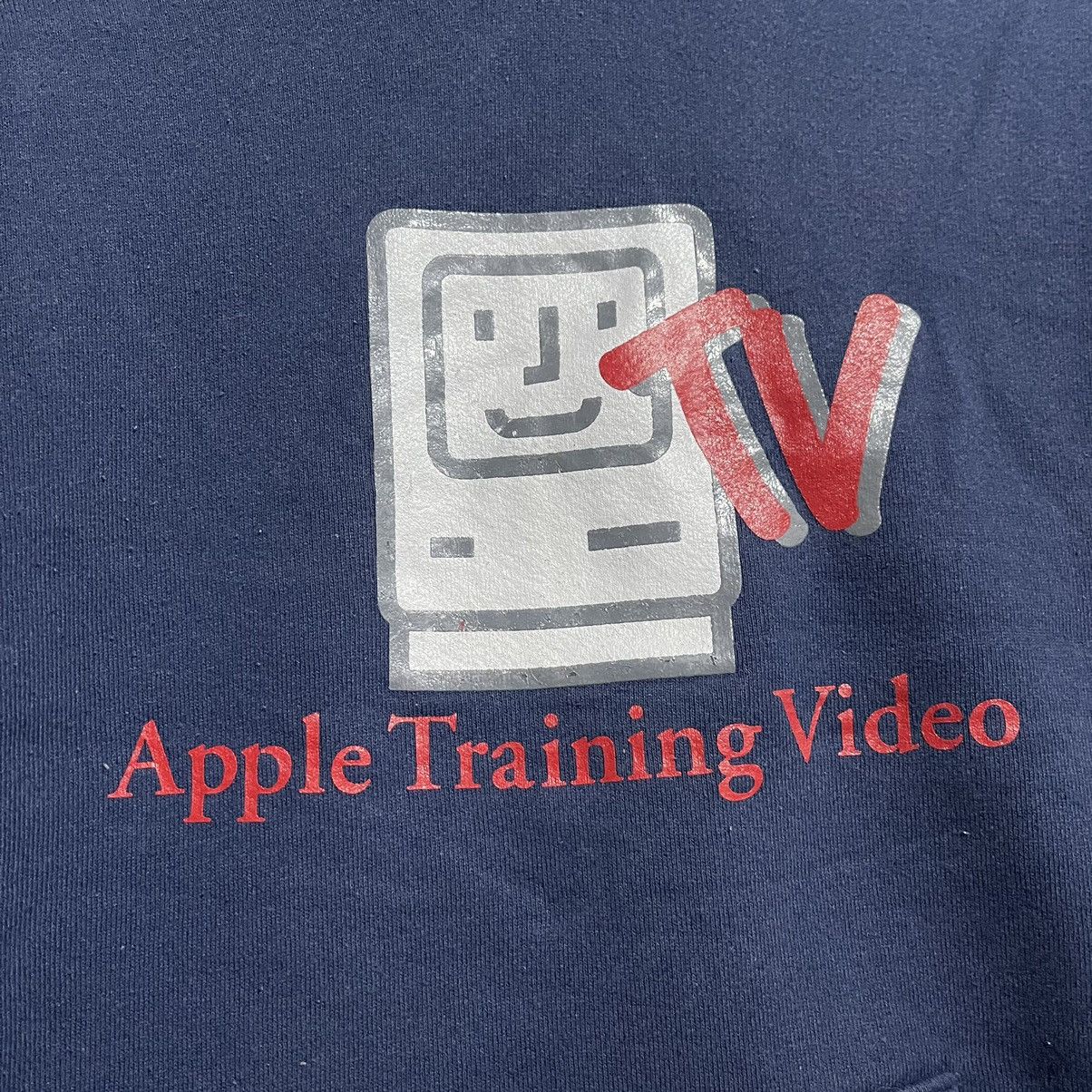 Fruit Of The Loom Vintage Apple Training Video Hoodie – 90s Fruit of the Loom Size US L / EU 52-54 / 3 - 3 Thumbnail