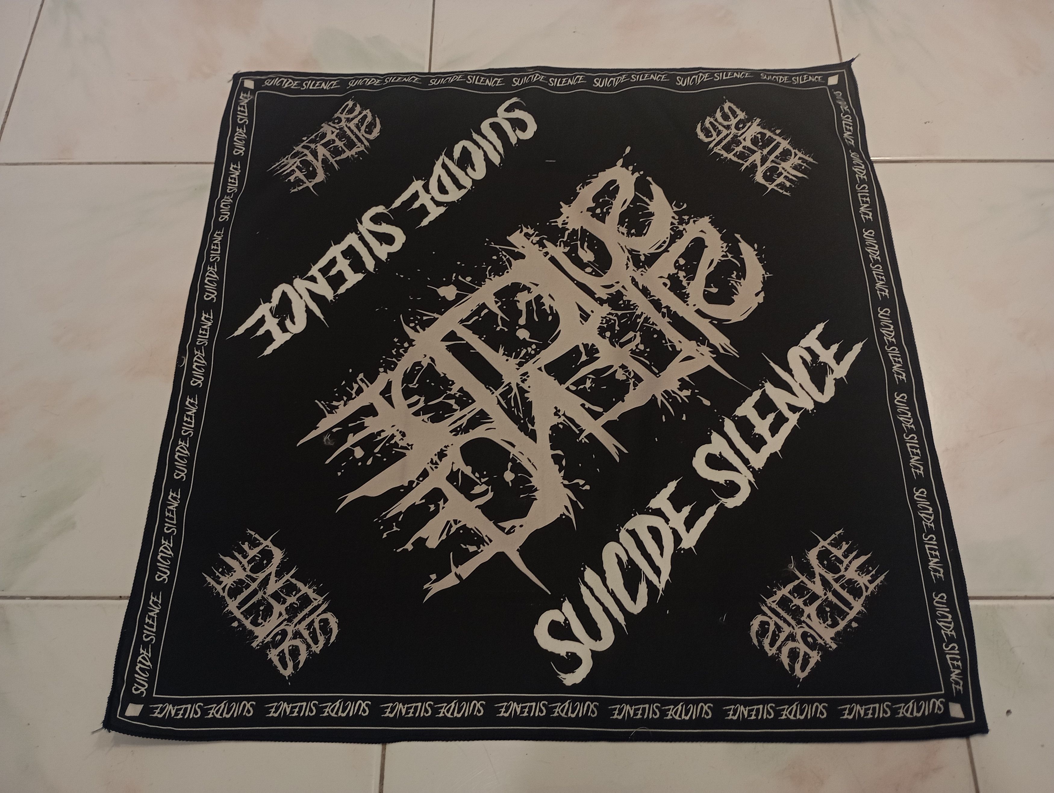 Band Tees Skulls Bandana Handkerchief Size ONE SIZE - 1 Thumbnail