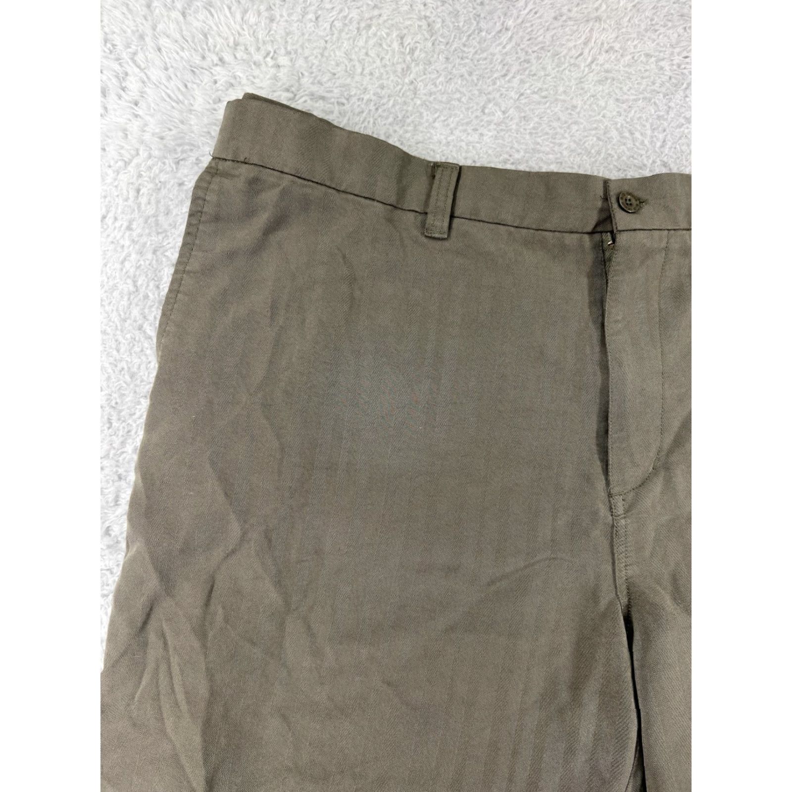 Big Dogs Big Dogs Mens Shorts 42 Green Rayon Blend Chino Beach Aloha Pattern Striped Casual Fall Spring Summer Mens Size US 42 / EU 58 - 6 Thumbnail