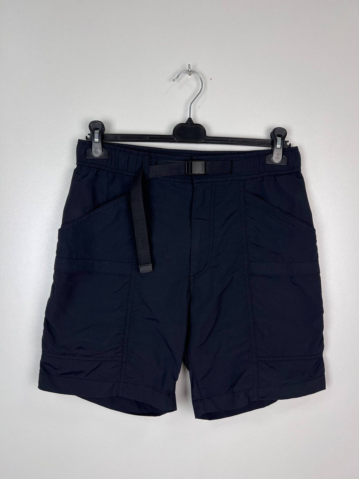Uniqlo Uniqlo streetwear shorts size 30 Size US 30 / EU 46 - 1 Thumbnail