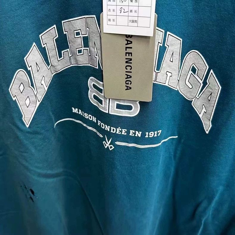 Balenciaga Balenciaga Distressed Double B Scissors Long Sleeve Size US M / EU 48-50 / 2 - 3 Thumbnail