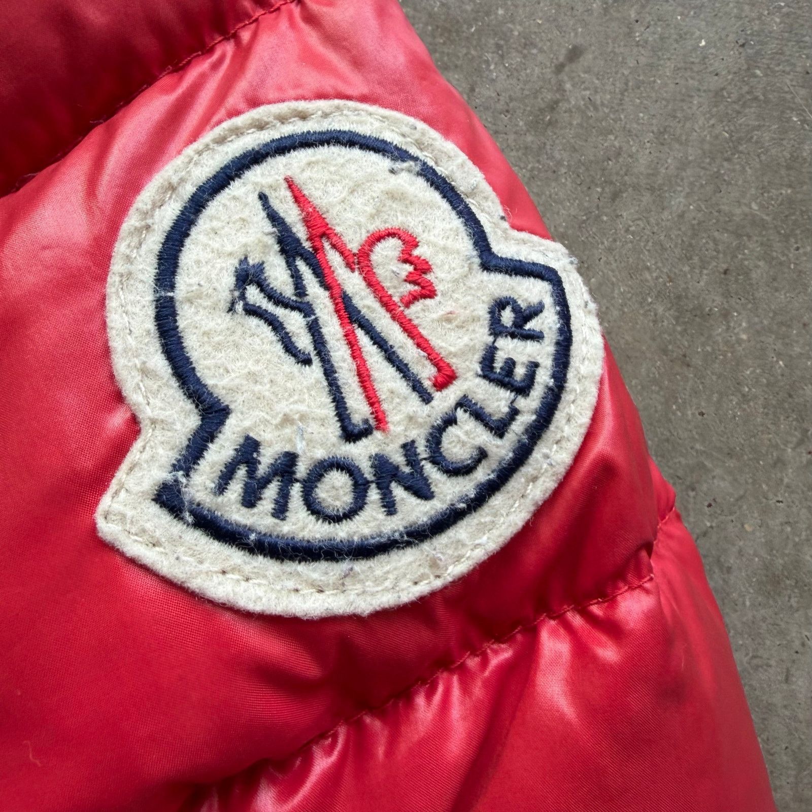 Moncler Moncler Everest Jacket Red Size S / US 4 / IT 40 - 2 Thumbnail