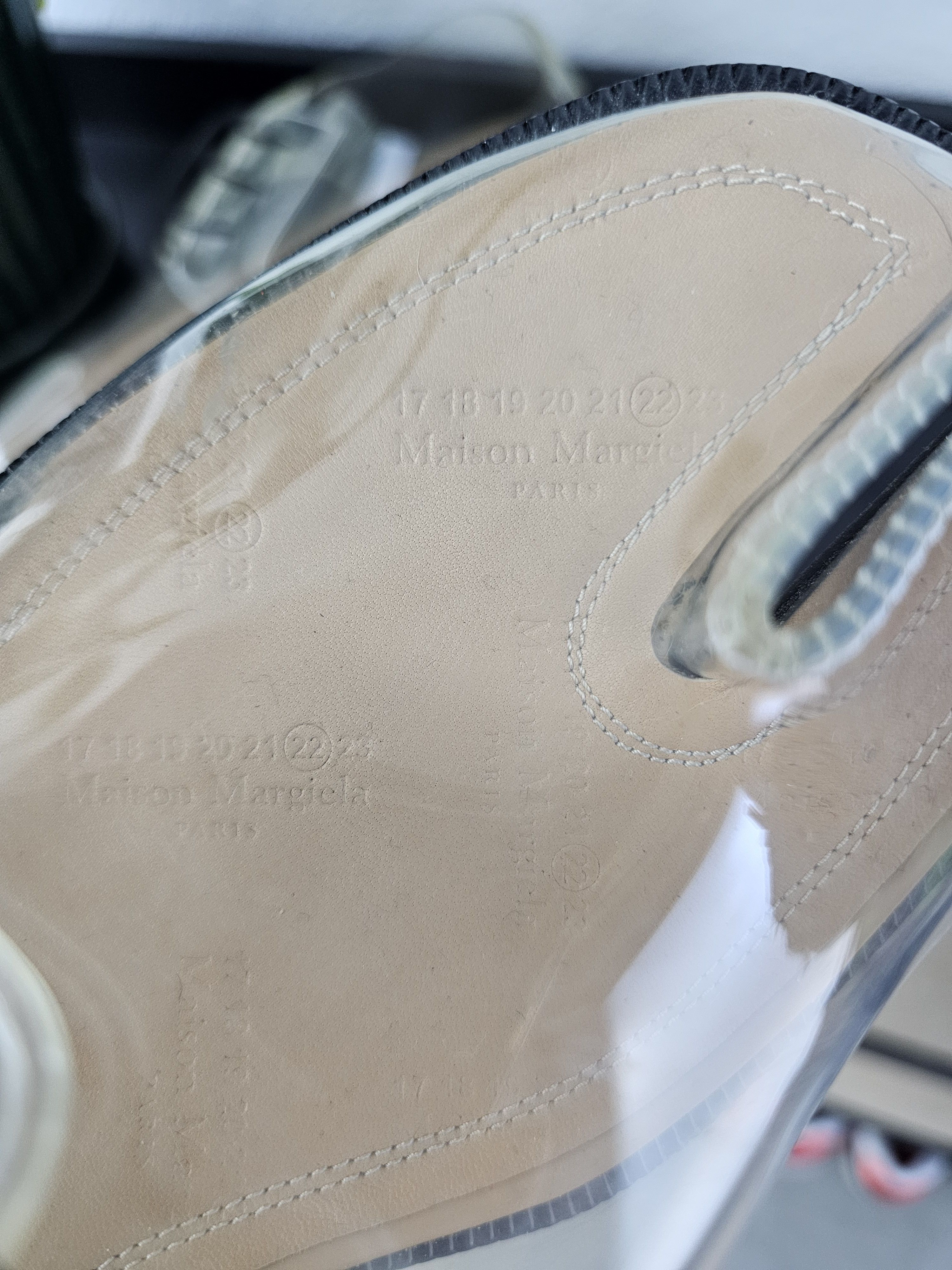 Maison Margiela Maison Marrgiela Tabi PVC Transparent Size US 8.5 / IT 38.5 - 4 Thumbnail