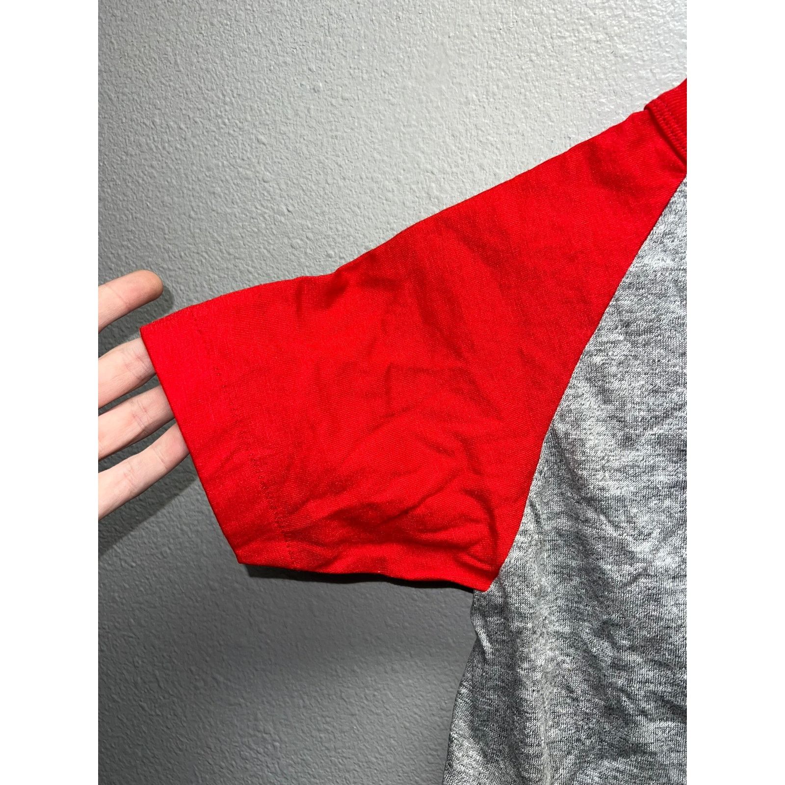 Other 80s Women's Vintage Sportswear Gray Red Crop Top Tee Women S Size S / US 4 / IT 40 - 3 Thumbnail