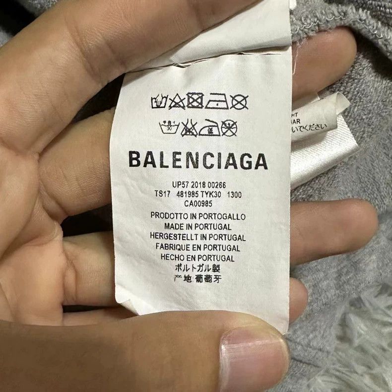 Balenciaga Balenciaga Small logo hoodie 2503-Nextarrow Size US S / EU 44-46 / 1 - 5 Thumbnail