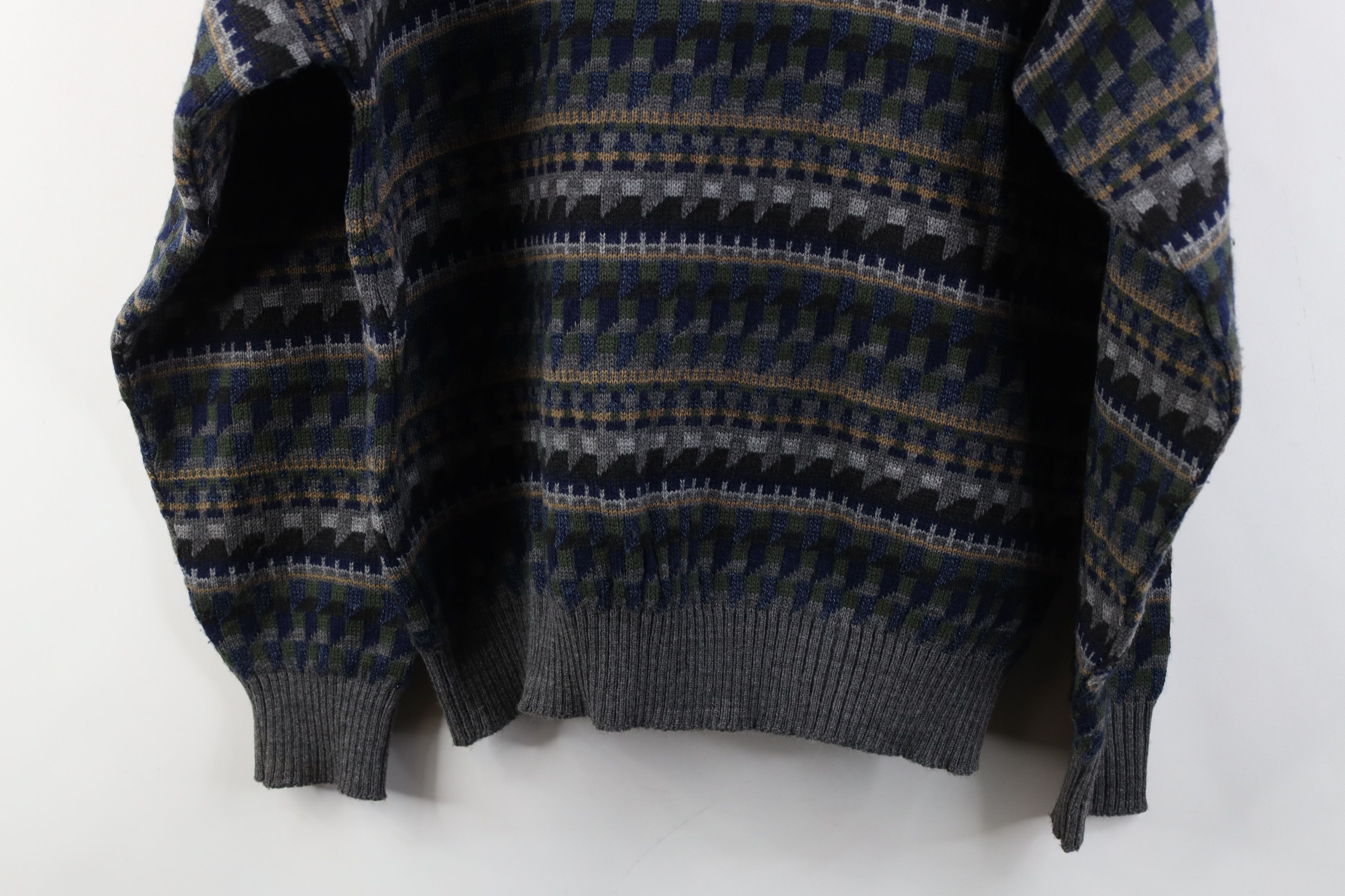 Vintage Vintage 90s Streetwear Tone Fair Isle Knit Crewneck Sweater Size US M / EU 48-50 / 2 - 10 Thumbnail