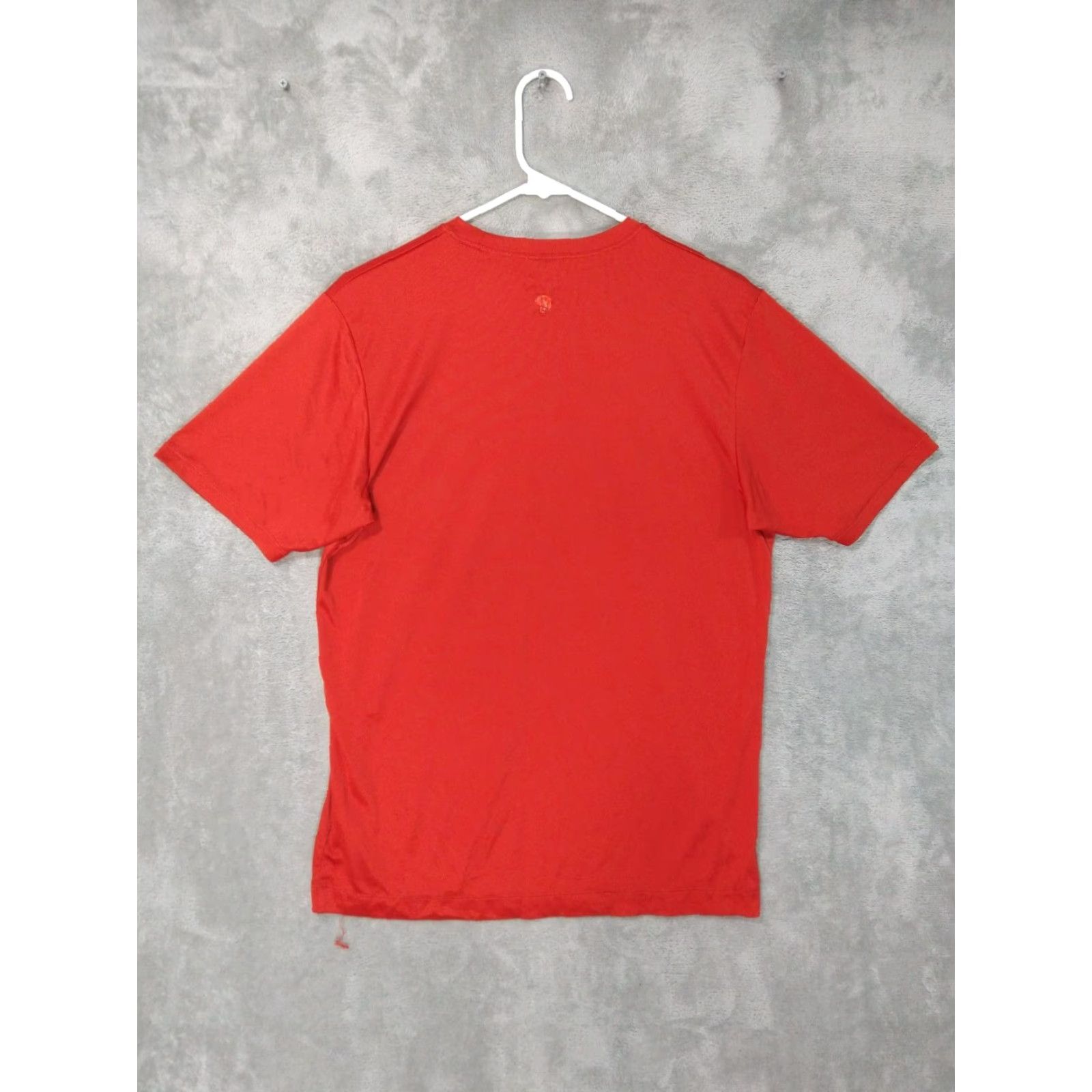 Mountain Hardwear Mountain Hardwear Shirt Mens Medium Orange Short Sleeve Crew Neck Performance Shirt Size US M / EU 48-50 / 2 - 2 Thumbnail