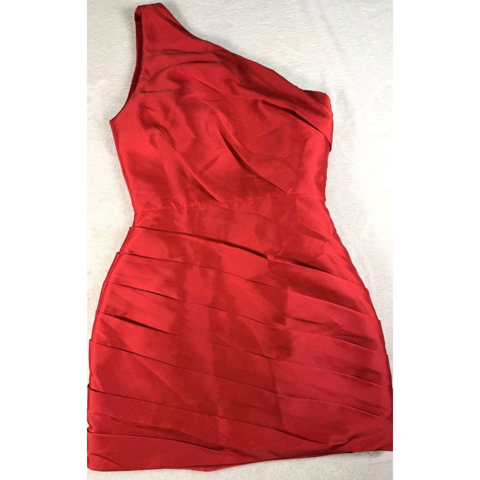 Vintage Showpo Dress Womens 2 Red Satin One Shoulder Rose Mini Bodycon Party Cocktail Dress Size XS / US 0-2 / IT 36-38 - 5 Thumbnail