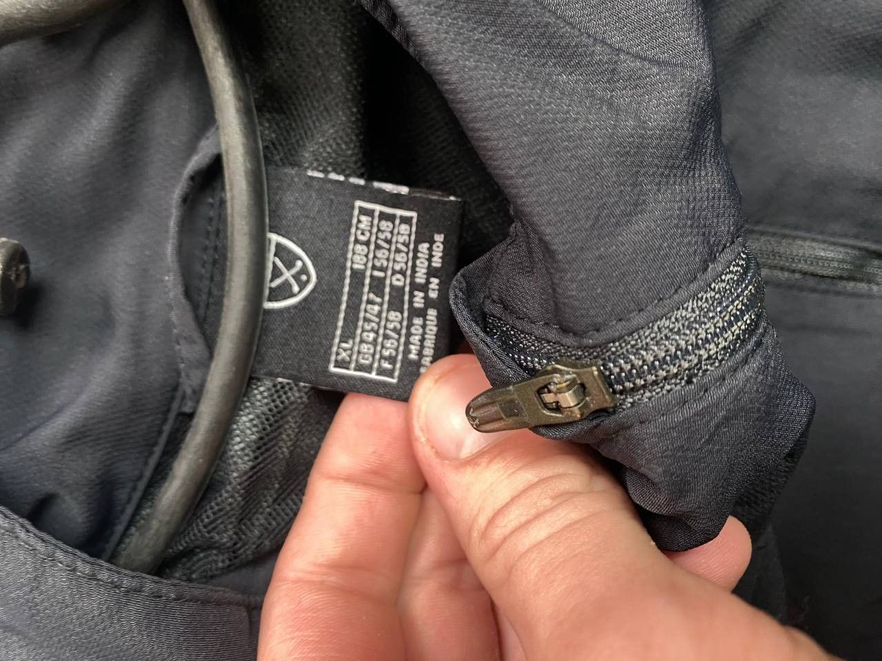 Nike Vintage Y2K Nike Vest Size US XL / EU 56 / 4 - 13 Thumbnail