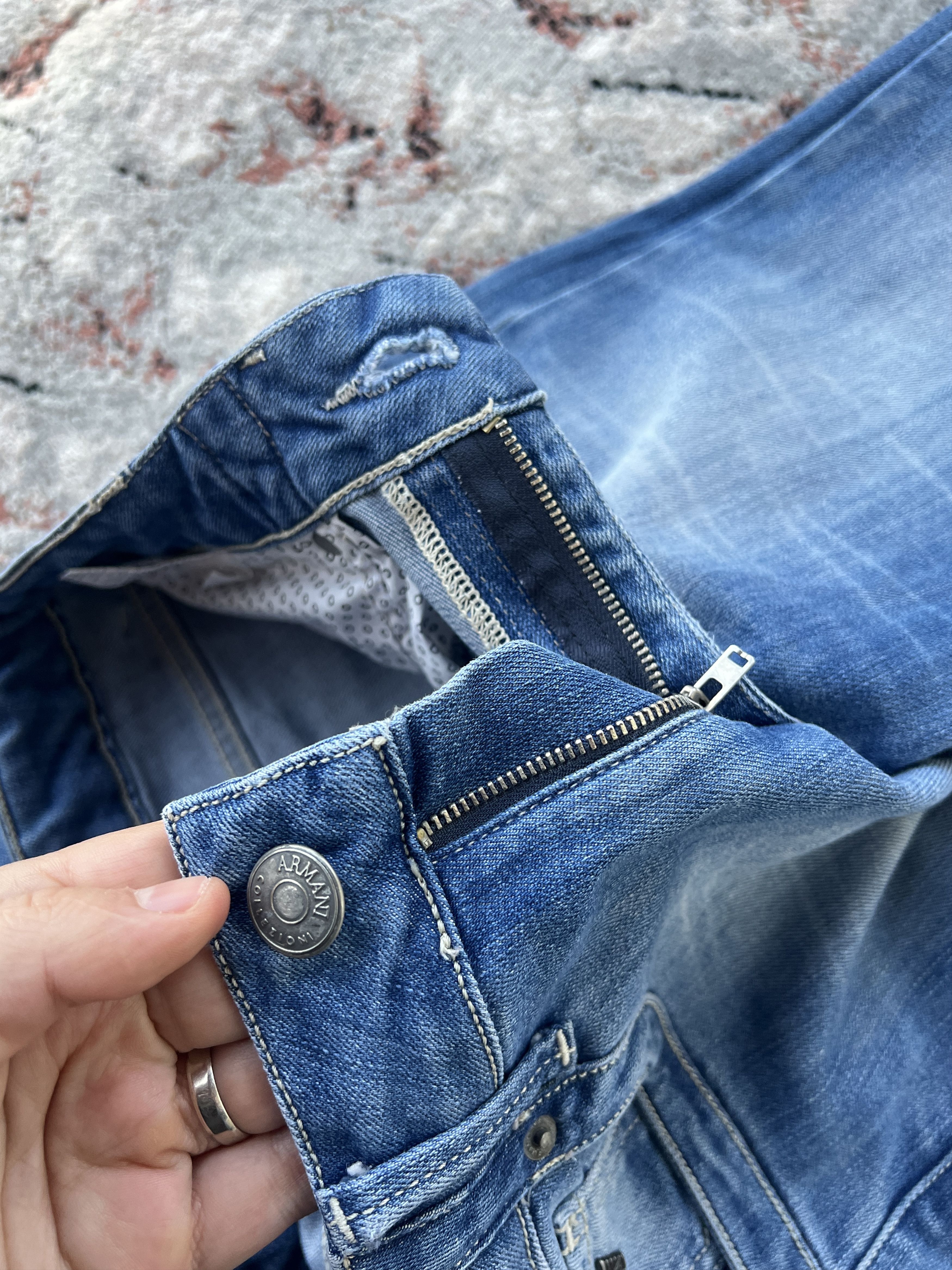 Armani Collezioni Armani Collezioni Jeans Metal Logo Size 31" - 7 Thumbnail