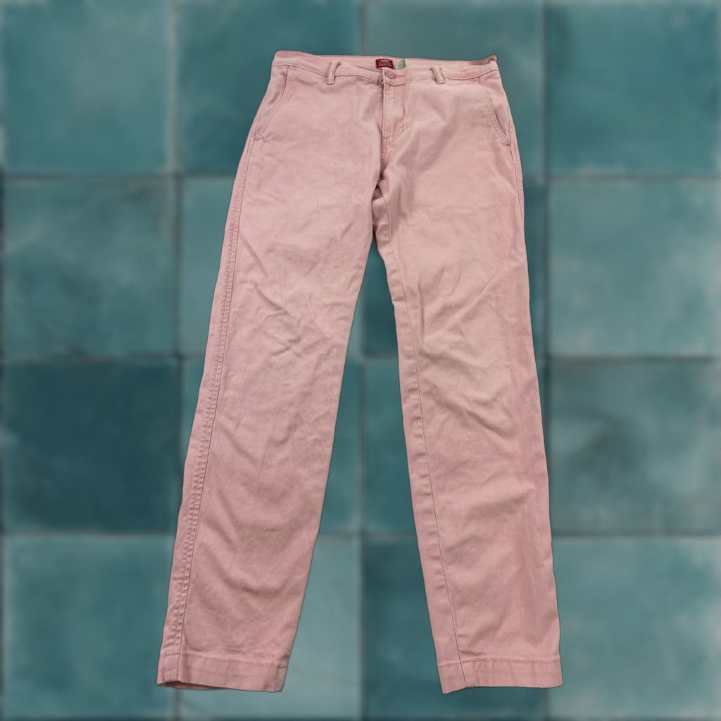Levi's Levi’s Pants Mens 30x32 Pink Stretch Chino Regular Fit Mid Rise Tapered Leg 5-Pocket Flat Front Casual Jeanswear Men Size US 30 / EU 46 - 1 Thumbnail