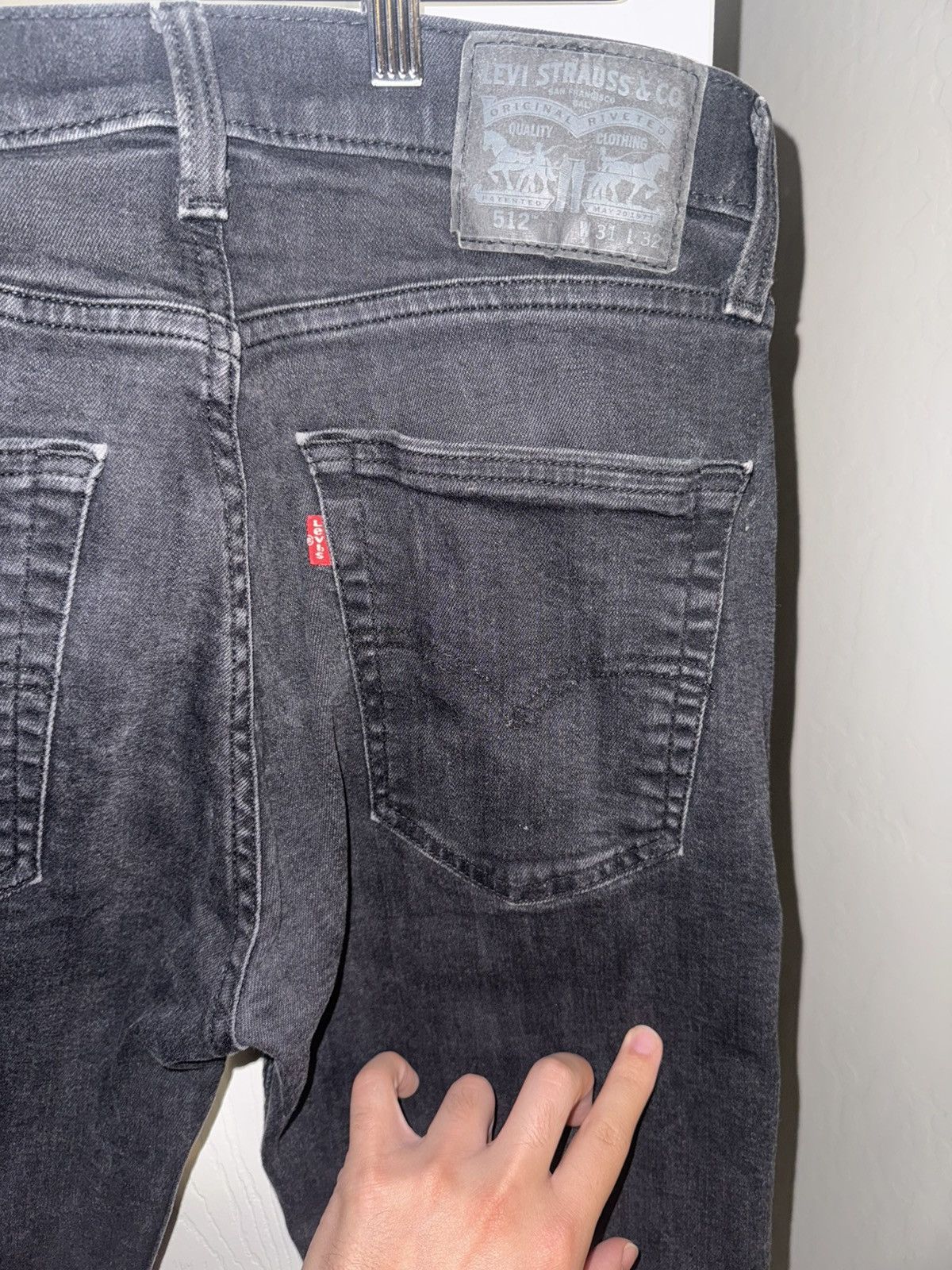Levi's Vintage Clothing Levi's 512 Slim Fit Jeans - 31x32 (Distressed) Size US 31 - 7 Thumbnail