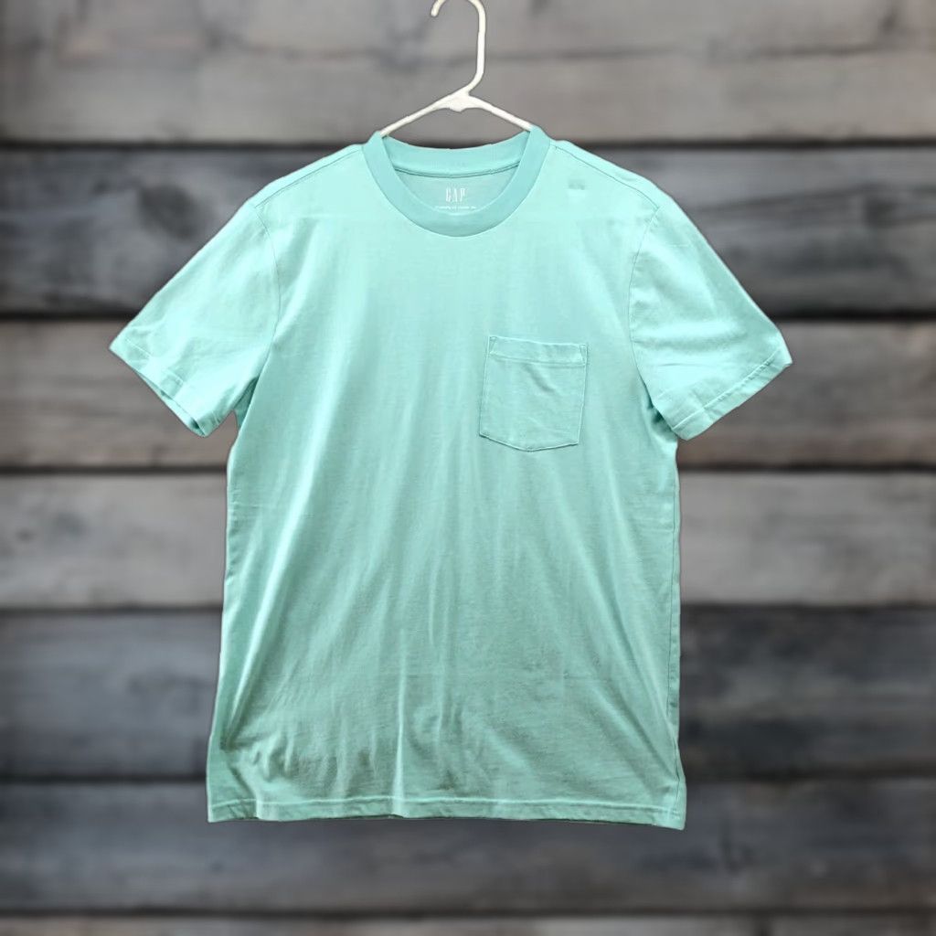 Gap VINTAGE Gap Pocket T-Shirt Men S Light Blue Crewneck Short Sleeve Cotton Size US S / EU 44-46 / 1 - 1 Thumbnail