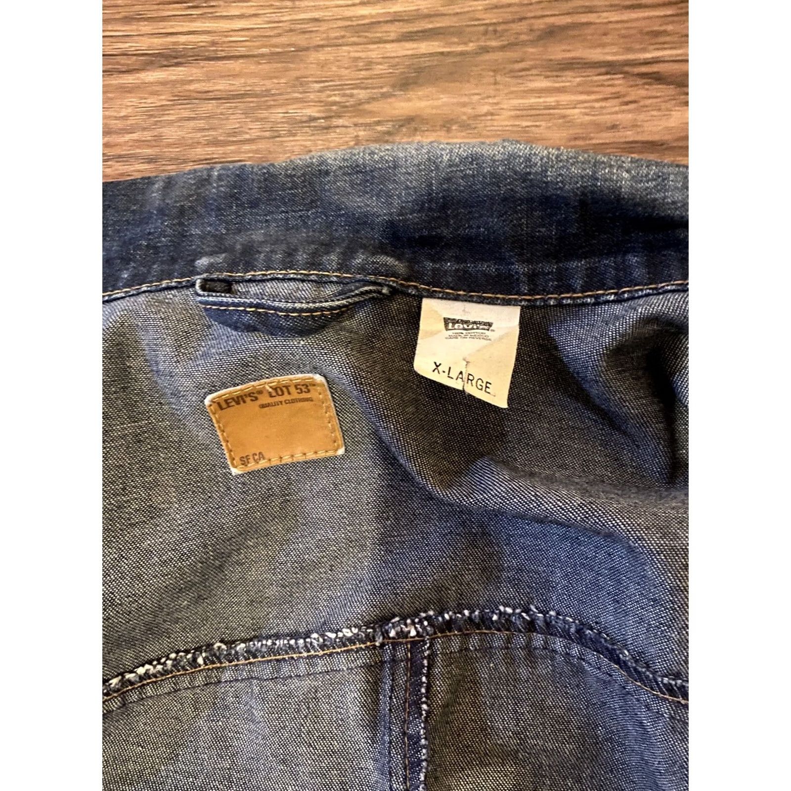 Vintage VINTAGE Levis Lot 53 Unisex Adult Jean Jacket Blue Buttons Distressed Red Tag XL Jacket Mens Size US 36 / EU 52 - 4 Thumbnail
