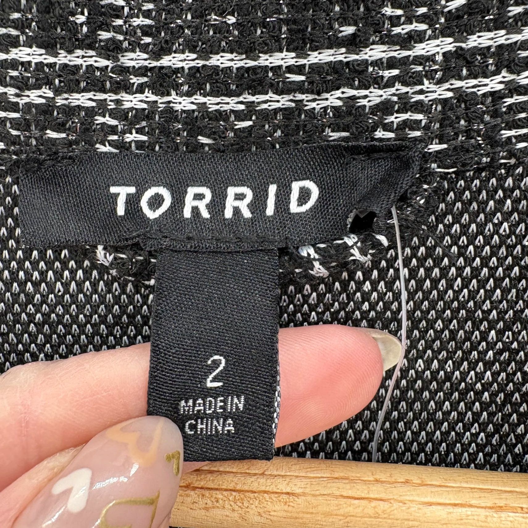 Torrid Torrid Jacket Womens Plus Size 2X Black Plaid Tweed Button Front Shacket Size XXL / US 16-18 / IT 52-54 - 3 Thumbnail