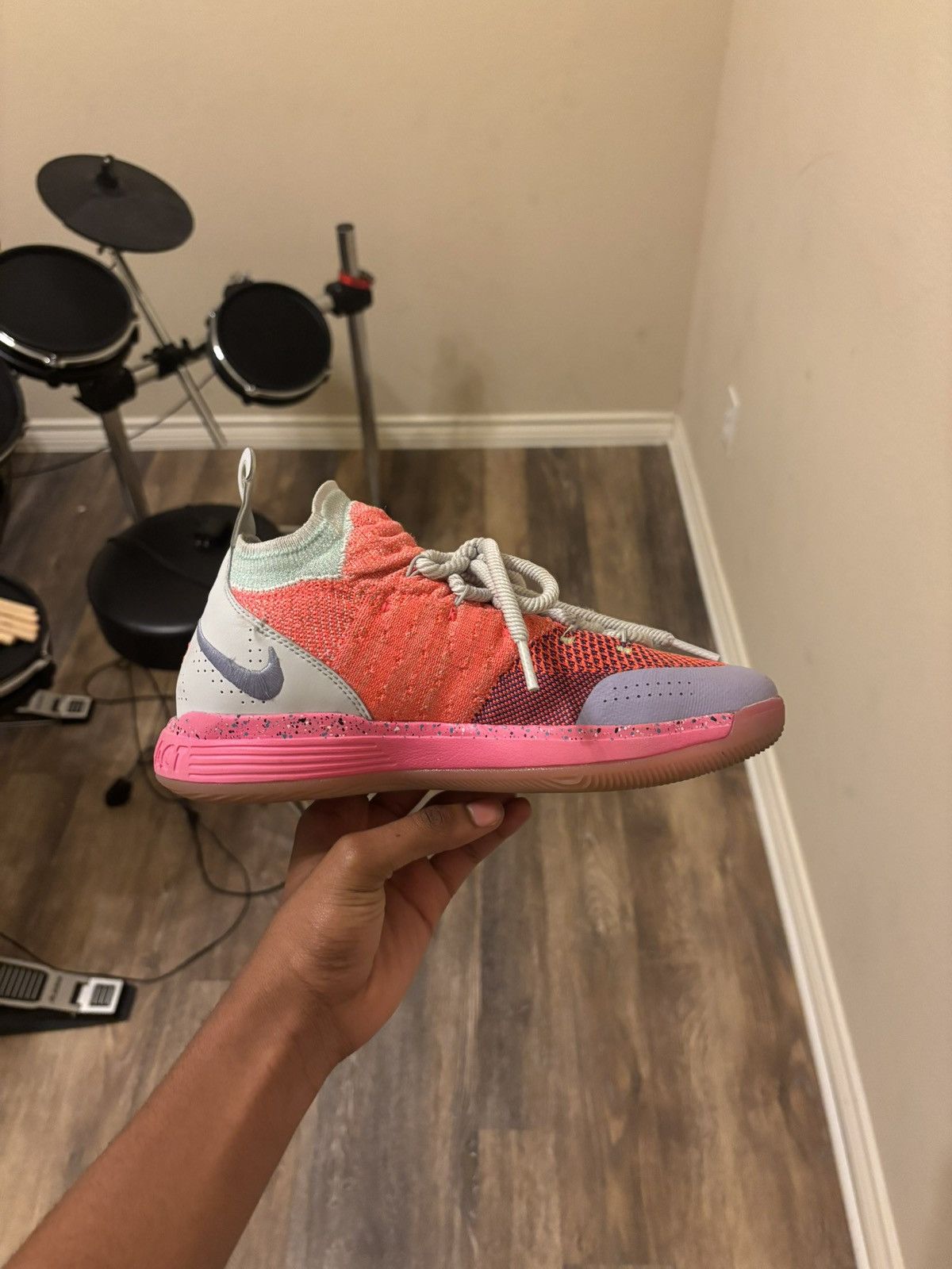 Nike Nike KD 11 EYBL Size US 6 / EU 39 - 5 Thumbnail