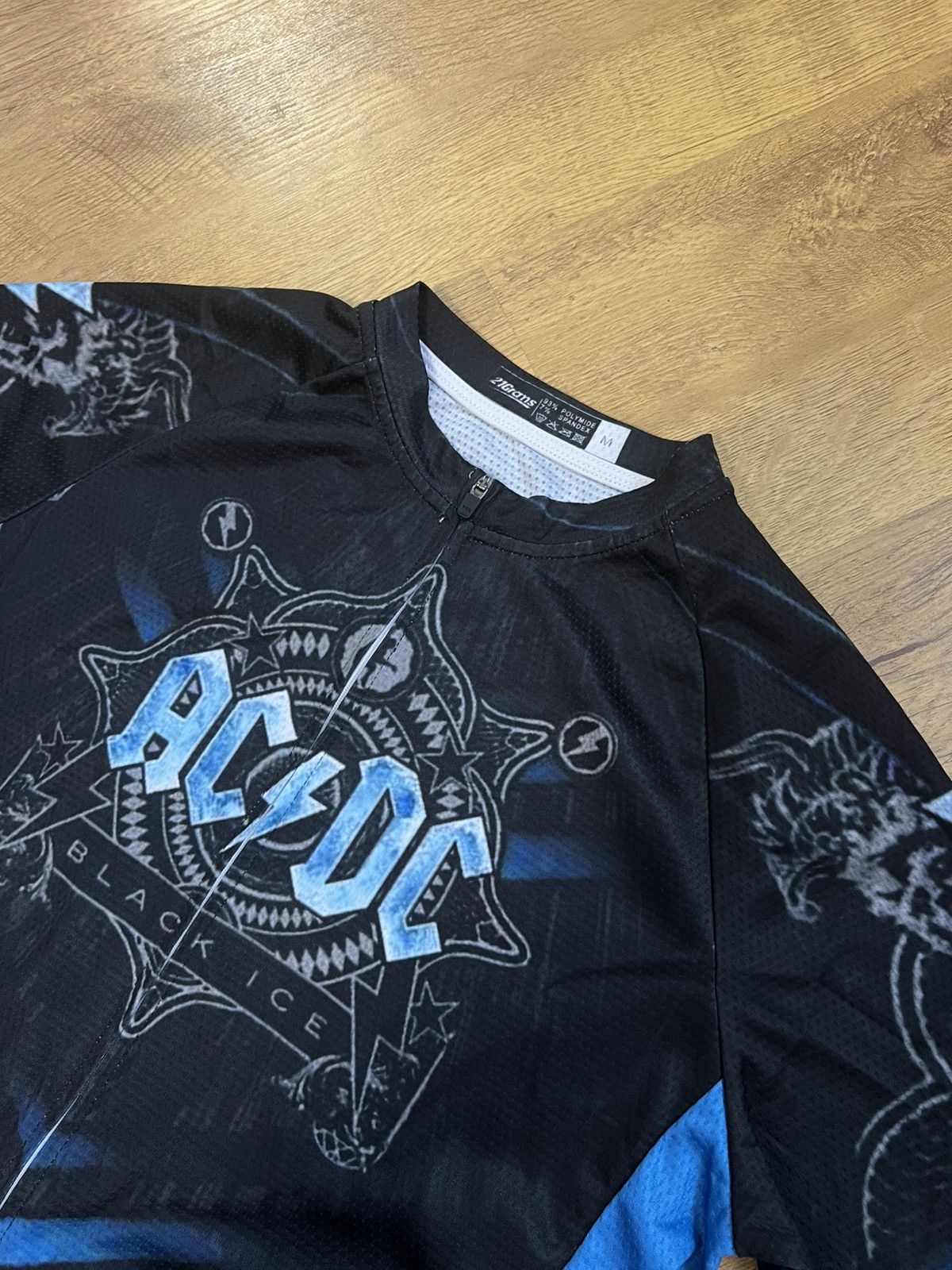 Band Tees AC/DC Cycling rock band Black Ice Riding Training Jersey tee Size US M / EU 48-50 / 2 - 2 Thumbnail