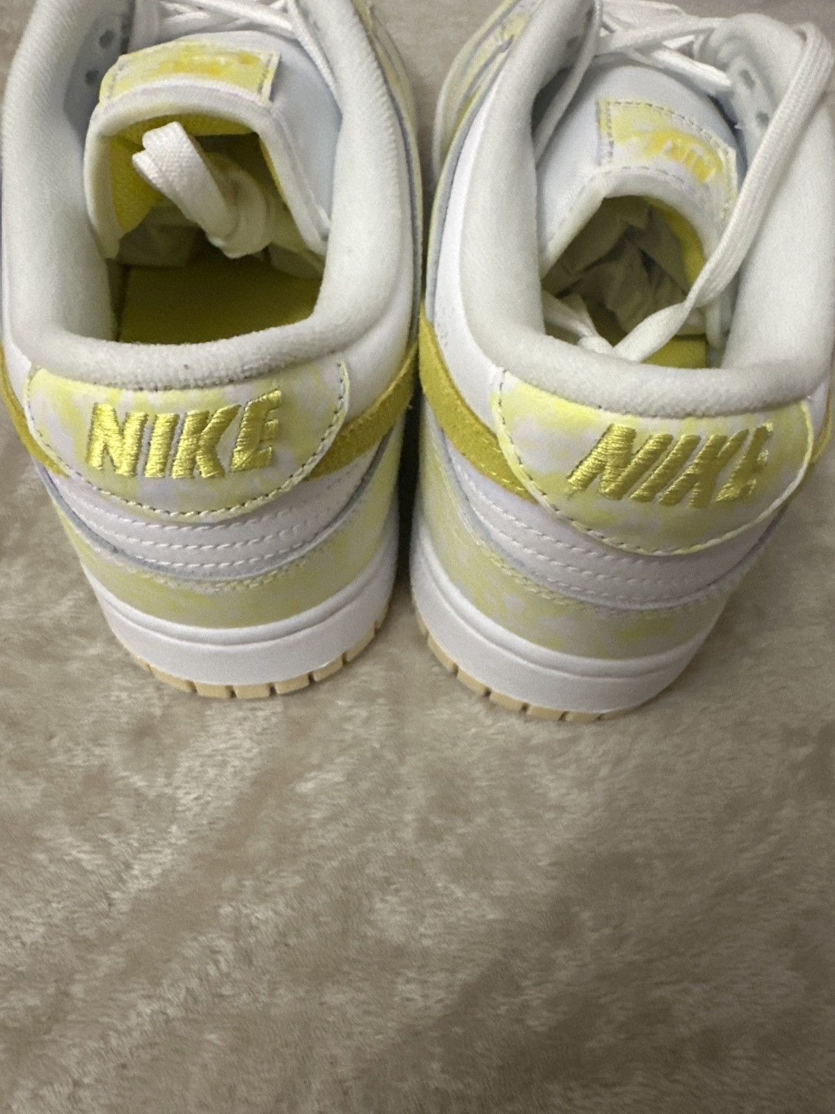 Nike Nike Dunk Yellow Strike Size 10M/11.5F - Deadstock Size US 10 / EU 43 - 4 Thumbnail