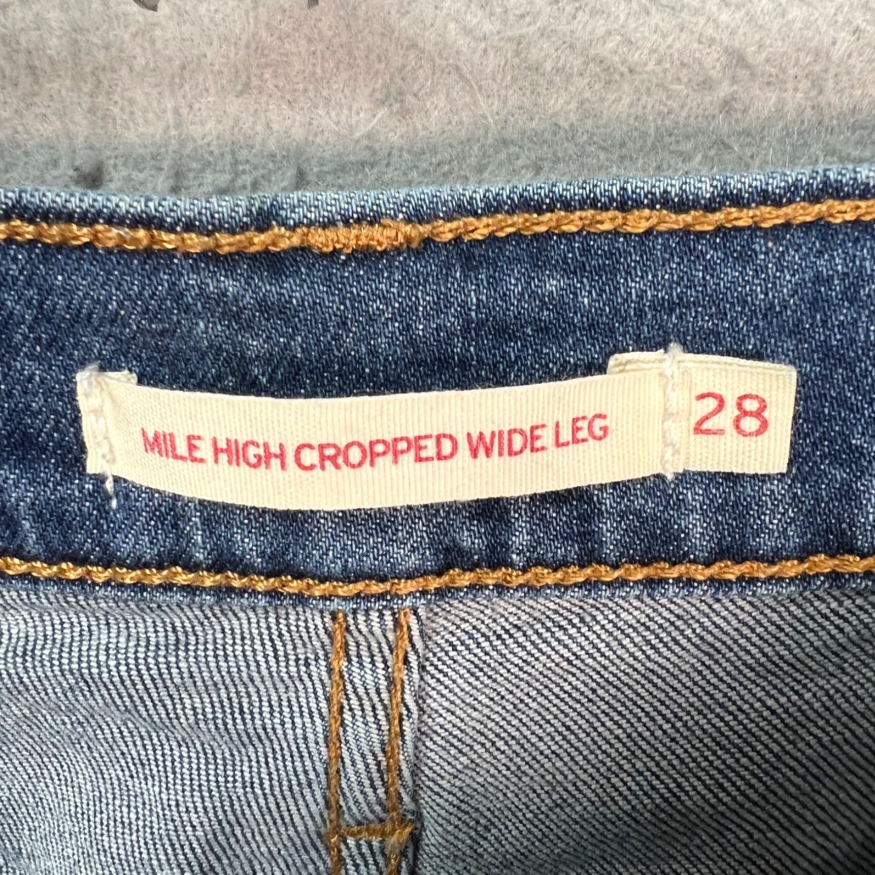Levi's Levis Womens Jeans 28 Mile High Cropped Wide Leg Denim Medium Wash Button Fly 90s Style Womens Jeans Size 28" / US 6 / IT 42 - 3 Thumbnail