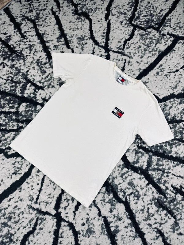 Tommy Hilfiger Vintage Tommy Hilfiger white logo boxy t-shirt S Size US S / EU 44-46 / 1 - 2 Thumbnail