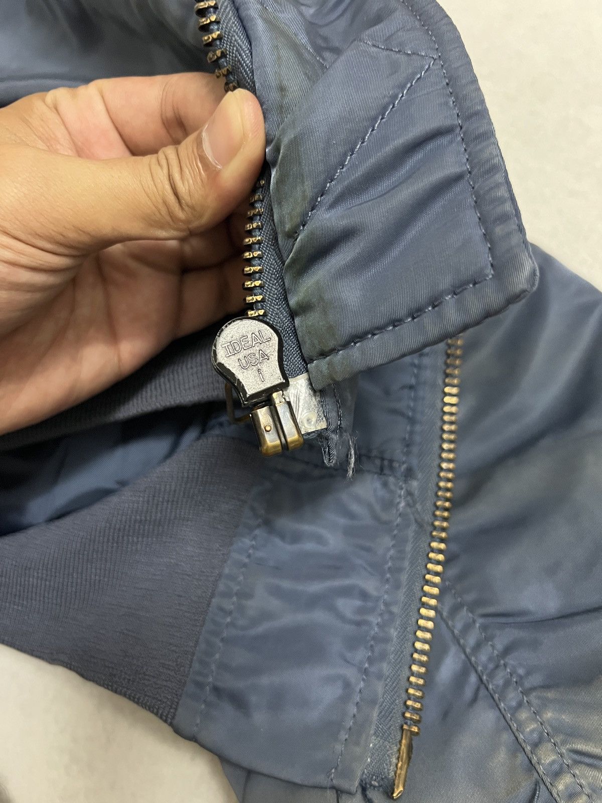 Alpha Industries 383. 80s Alpha MA-1 Flight Jacket USA Knoxville Vintage Size US L / EU 52-54 / 3 - 4 Thumbnail