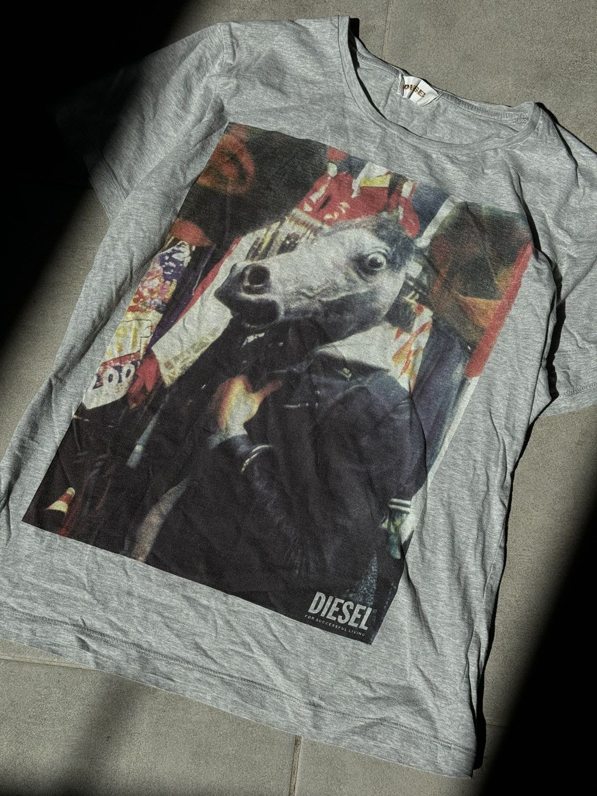 Diesel × Vintage Y2K Diesel man in a horse mask vintage print t-shirt Size US M / EU 48-50 / 2 - 3 Thumbnail