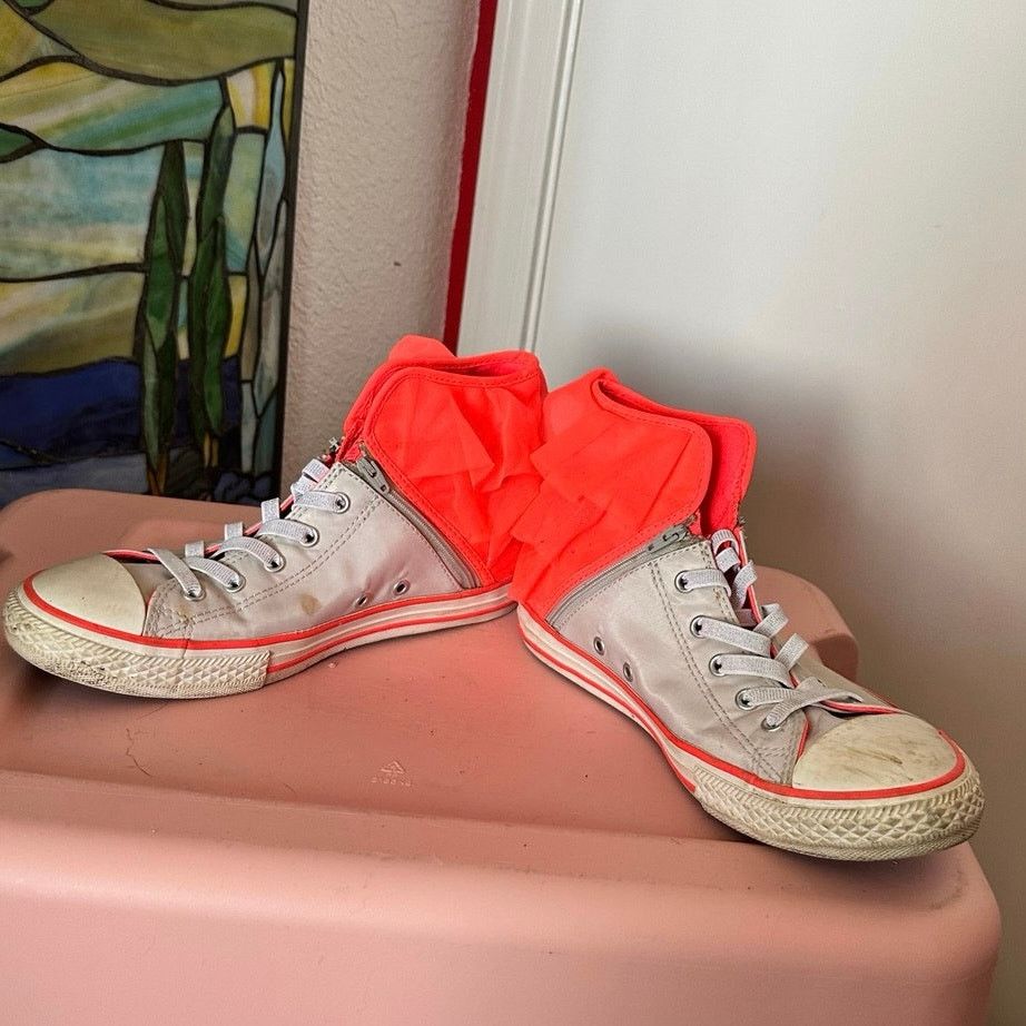 Converse converse neon orange and cream high top satin shoes Size US 8 / IT 38 - 1 Thumbnail