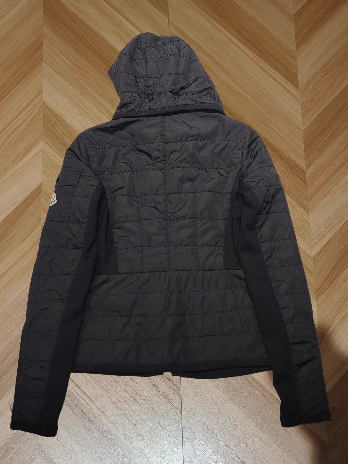 Moncler 99 New Moncler Lightweight Down Jacket Size 2 Size M / US 6-8 / IT 42-44 - 2 Thumbnail