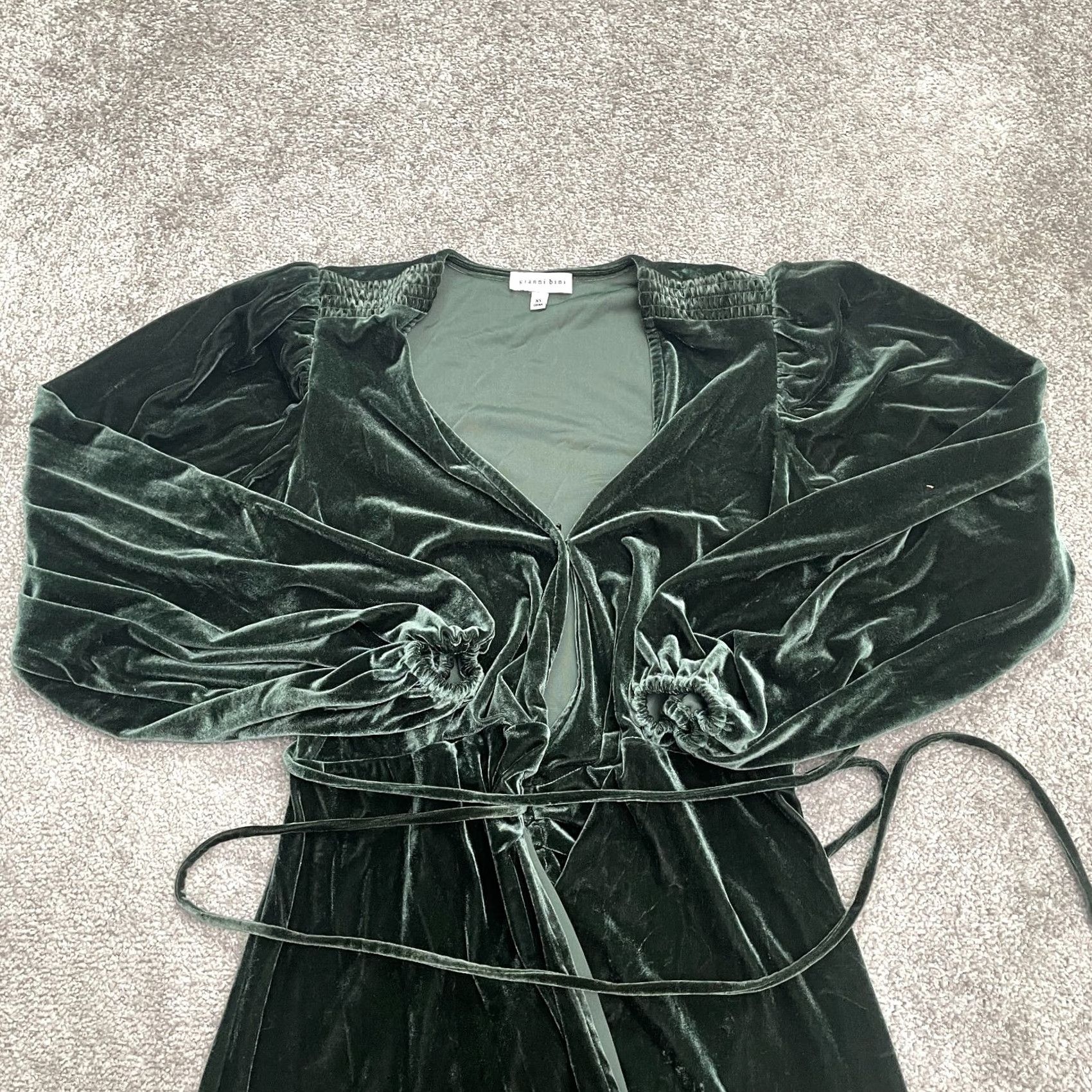 Vintage Gianni Bini Velvet Puff A-Line Midi Dress Womens XS Green Long Sleeve V-Neck Size XS / US 0-2 / IT 36-38 - 3 Thumbnail