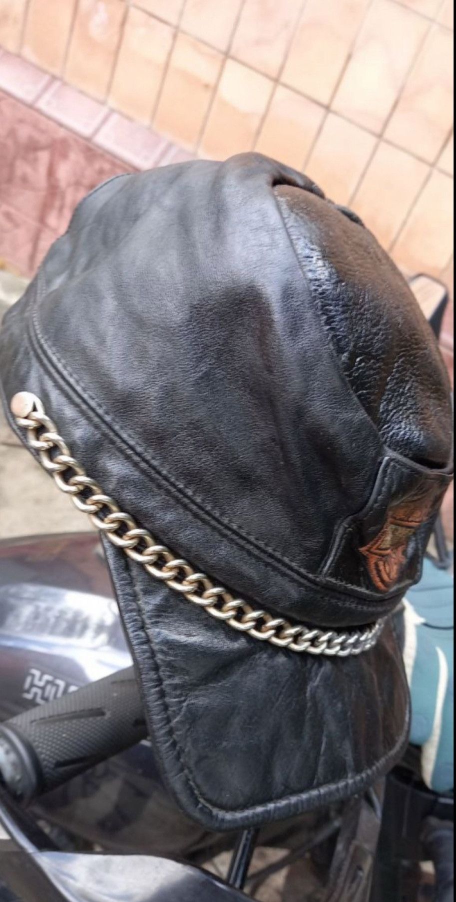 Harley Davidson Vintage Harley Davidson Chain Leather Cap Hat Size ONE SIZE - 2 Thumbnail