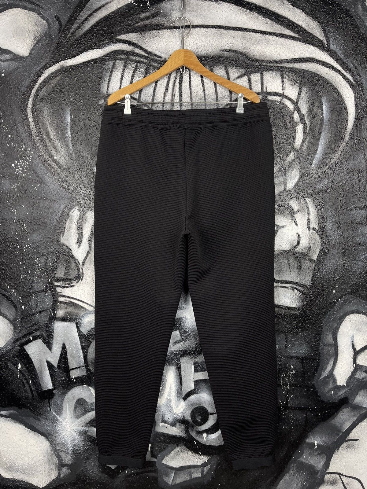 Emporio Armani EA7 Emporio Armani Track Pants Men’s Size XL Size US 36 / EU 52 - 5 Thumbnail