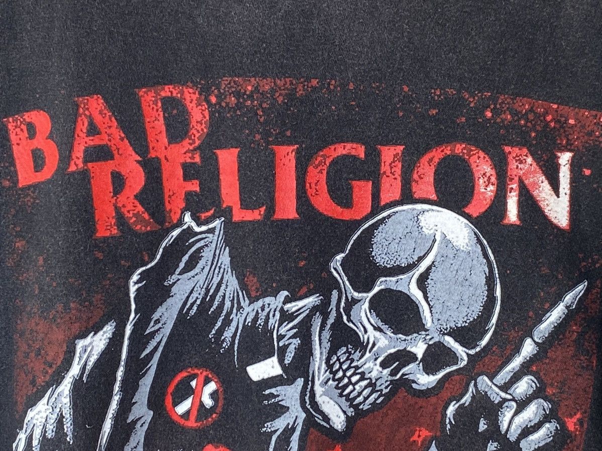 Band Tees Vintage Bad Religion Punk Band Tees Crazy Distressed Faded Size US XL / EU 56 / 4 - 11 Thumbnail