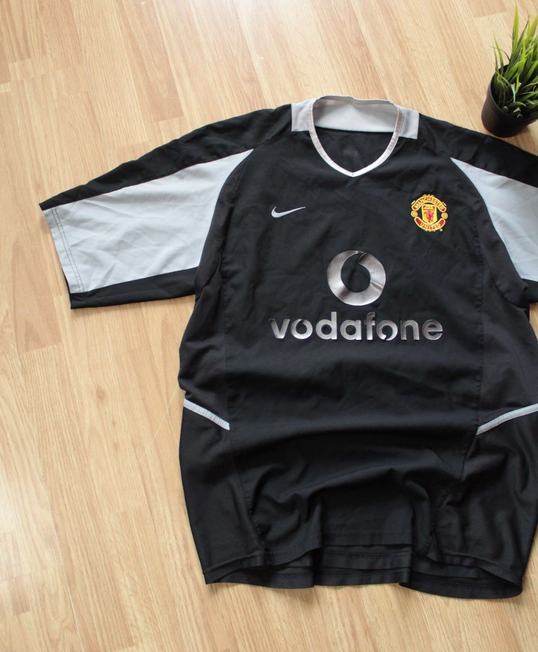 Nike × Vintage 🔥 Rare NIKE MANCHESTER UNITED Vodafone 2002 Jersey Shirt Size US L / EU 52-54 / 3 - 3 Thumbnail