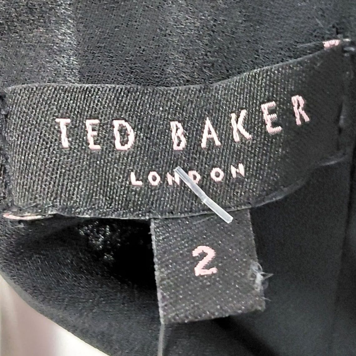 Vintage TED BAKER LONDON Sleeveless Dress V-Neck Black Knee Length Womens Size 2 Polyester Solid Lace NWT Size XS / US 0-2 / IT 36-38 - 5 Thumbnail