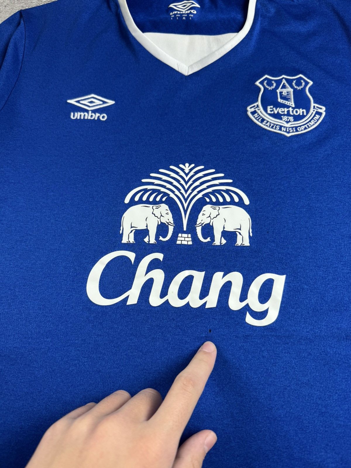 Umbro Everton 2015 2016 Umbro Large Men’s Blue Soccer Football Home T Shirt Jersey Tee Size US L / EU 52-54 / 3 - 8 Thumbnail