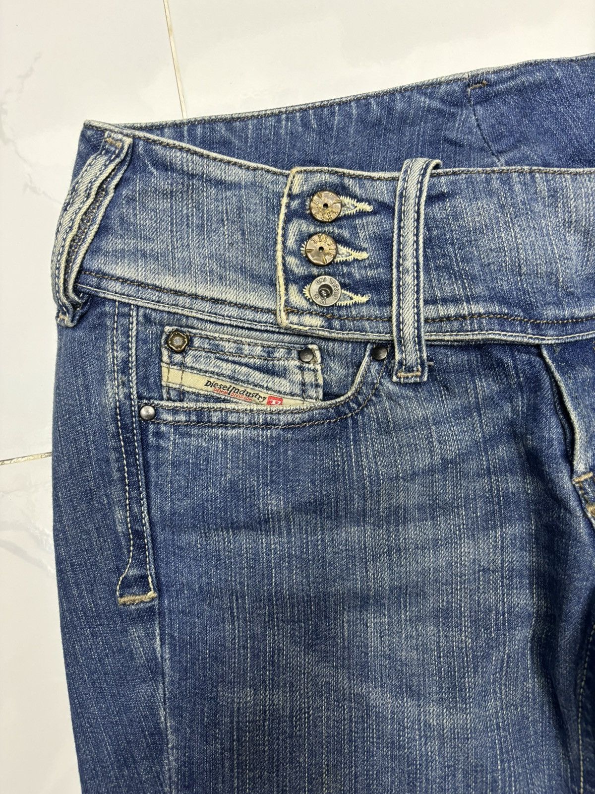Diesel Vintage Diesel Flap Denim Flare Jeans Size 27" / US 4 / IT 40 - 9 Thumbnail