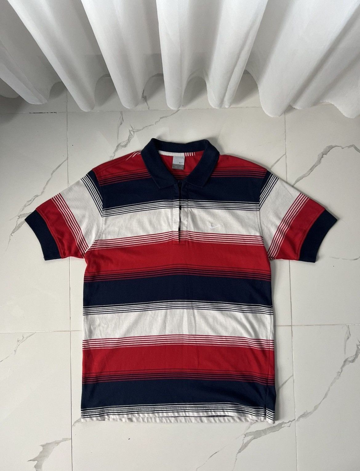 Nike 00's NIKE SWOOSH LOGO RARE RETRO STRIPED POLO Y2K T-SHIRT Size US L / EU 52-54 / 3 - 1 Thumbnail