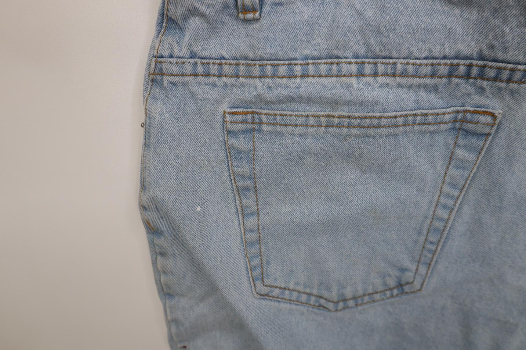 Vintage Vintage 90s IOU Skateboarding Baggy Denim Jean Shorts Blue Size US 38 / EU 54 - 17 Thumbnail