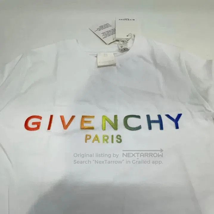 Givenchy Givenchy Kids White Letter Print Short Sleeve T-Shirt. Size US XS / EU 42 / 0 - 4 Thumbnail