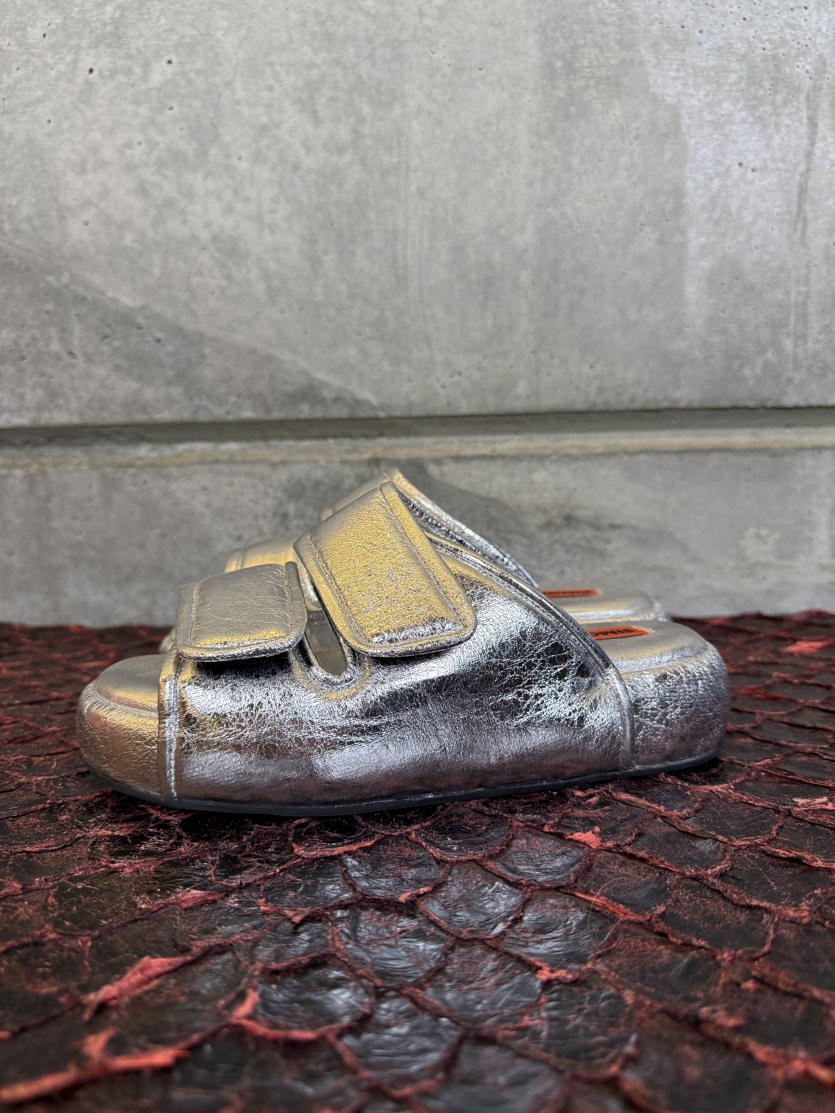 Simon Miller Simon Miller Cro Metallic Dual-Grip Slide Sandals Size US 6 / IT 36 - 6 Thumbnail
