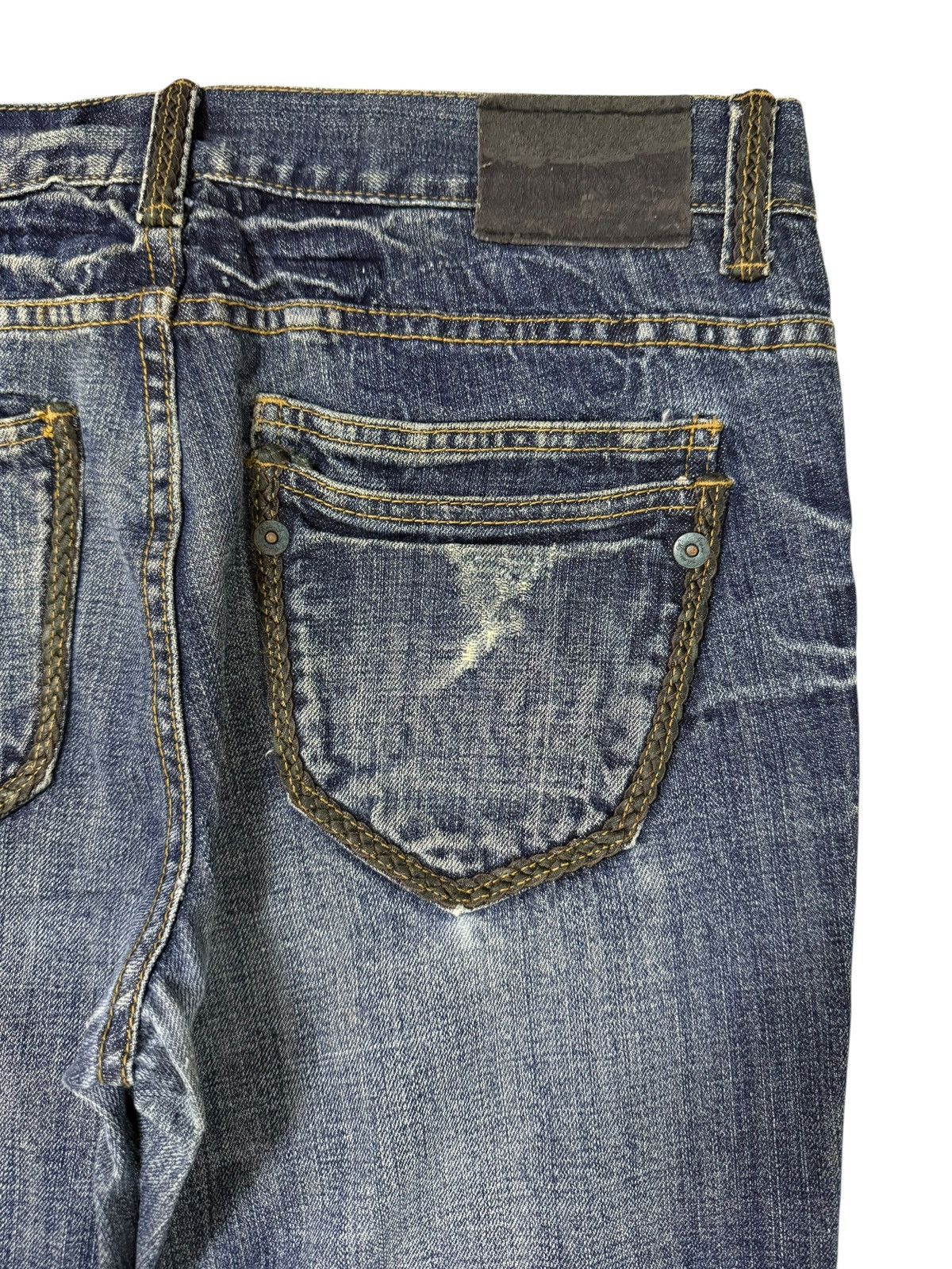 Japanese Brand Flared Jeans Russ.k Distressed Denim Nice Design Boot Cut Size US 33 - 19 Thumbnail