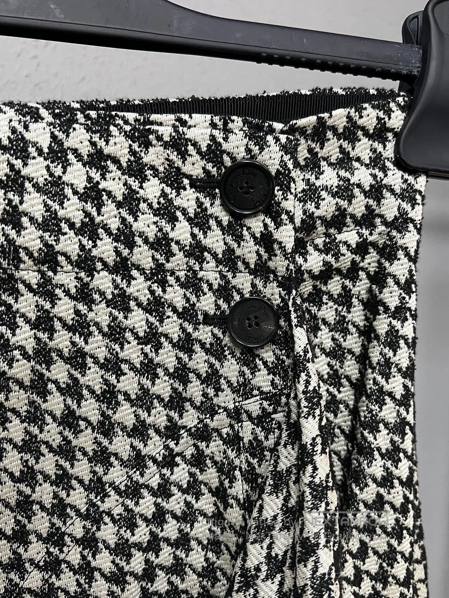 Dior Dior Black and White Houndstooth Skirt. Size 35" - 3 Thumbnail