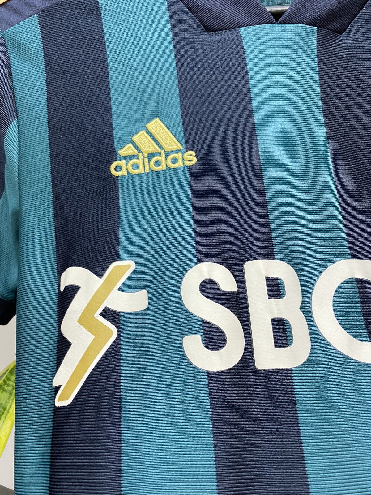 Adidas LEEDS UNITED 2020 2021 AWAY FOOTBALL SOCCER JERSEY ADIDAS Size US XS / EU 42 / 0 - 11 Thumbnail