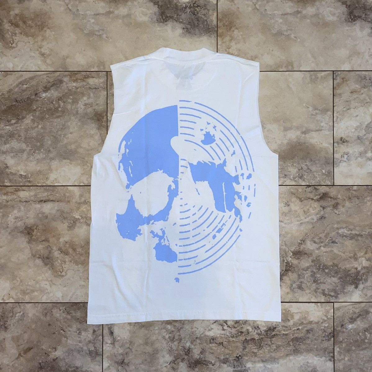 RETROVERT RETROVERT Graphic Sleeveless Tee White Blue Print Tank Small Size US S / EU 44-46 / 1 - 2 Thumbnail