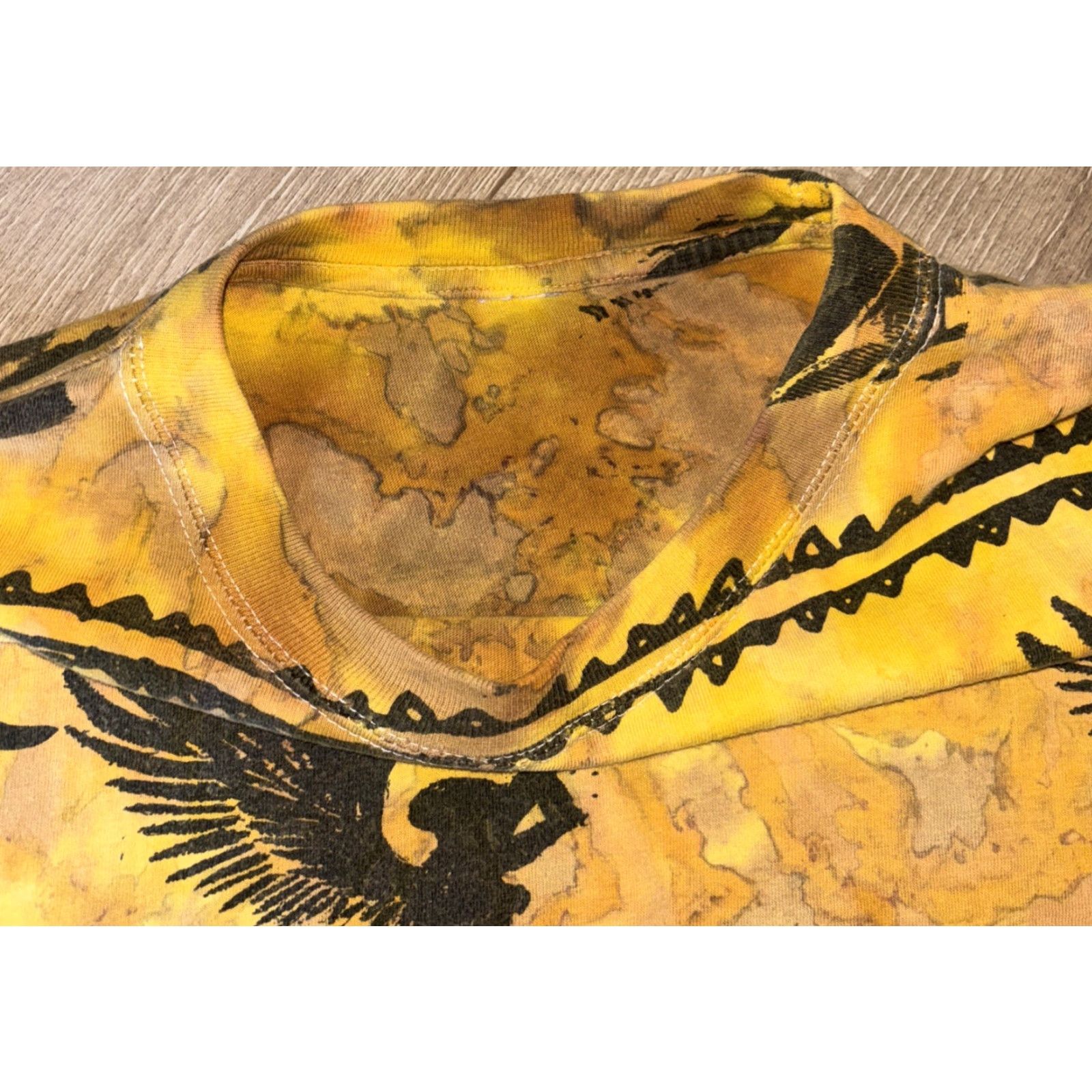 Vintage VINTAGE 1995 Santana Open The Door To The New Millennium Tour T-Shirt XL Yellow Double-Sided 90s Mens Size US XL / EU 56 / 4 - 6 Thumbnail
